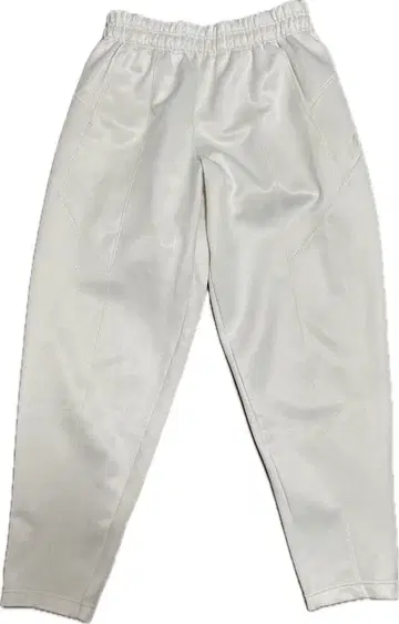 화이트 팬츠 로고 자수 메쉬 소재