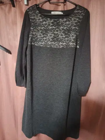 Couture brooch 다크 그레이 긴팔 원피스 이타리야계 월드제