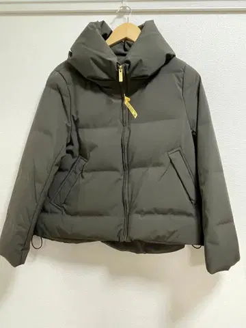 miumannH 미우만 에이치 다크 그레이 다운 자켓 미츠코시 이세탄