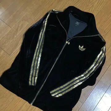 아디다스 벨로아 트랙 자켓 블랙 골드 블랙 새상품급 0 사이즈