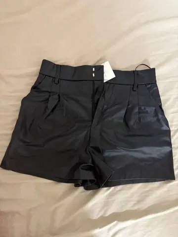 ZARA 프레츠 디자인 숏팬츠 S