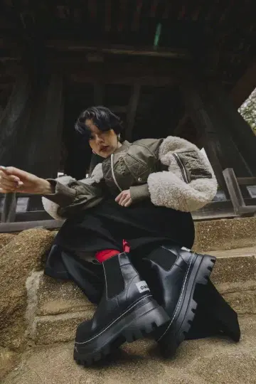 OMMO VOLUME HEAD SIDE GORE BOOTS-S