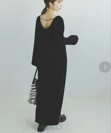 새상품급 noble 블랙 긴팔 롱 원피스 티셔츠
