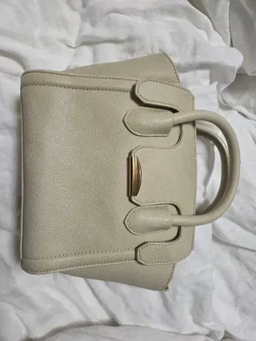 뷰티 앤 유스 핸드백 박스형