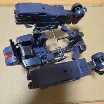 다크 그레이 로봇 모델 다관절 기구