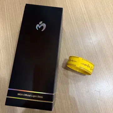 MGA Official Light Stick 리스트 밴드