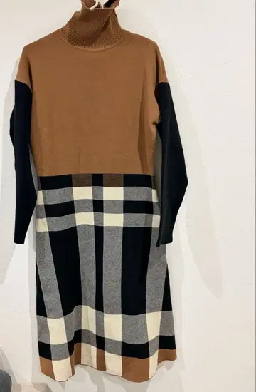 새상품 사용 겨울 두꺼운 원단 체크 무늬 니트 롱 원피스 L 사이즈