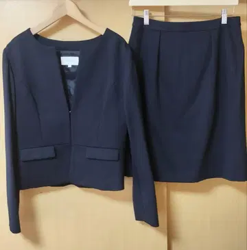 UNTITLED 포멀 슈트 3 네이비 셋업 자켓 스커트