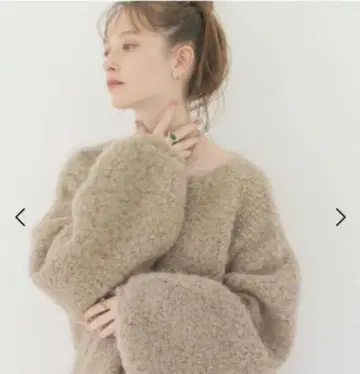 BABYLON 모헤어 니트 밀크티 색상 완판템