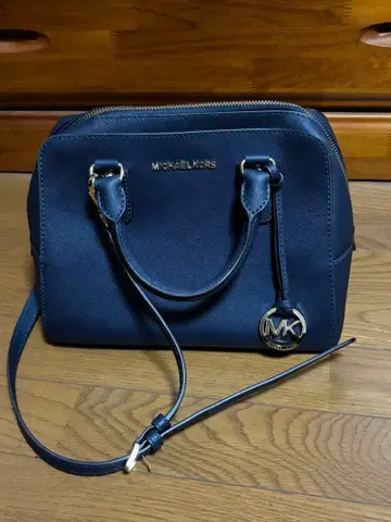 마이클코어스 숄더백