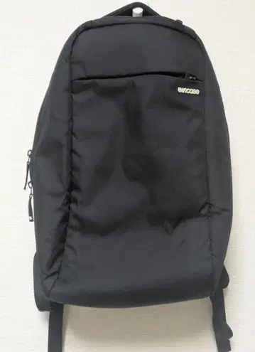 Incase ICON Lite Pack /22L