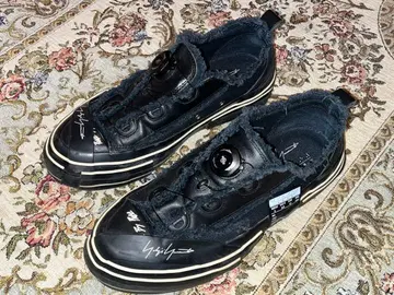 프린지 디자인 블랙 스니커즈 요지 야마모토