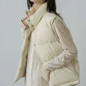 [ 시착만 한 상품 ] earthy 아씨 하이브리드 다운 베스트 화이트