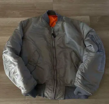 ALPHA INDUSTRIES 알파 MADE IN USA MA-1 S