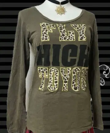 헤이세이 갸루 y2k tops 뒷면 깃털 프린트