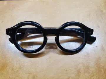 명품 하루오 작 셀룰로이드 프레임