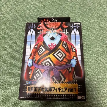 원피스 DX 왕하칠무해 피규어 vol.1 JINBE