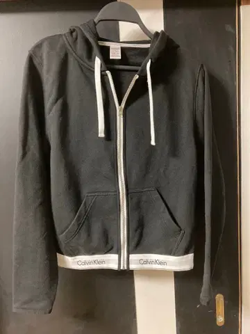 캘빈클라인 후드티