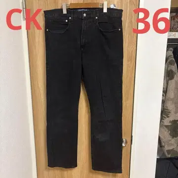 [ CALVIN KLEIN ] 스트레이트 데님 팬츠 블랙 W36
