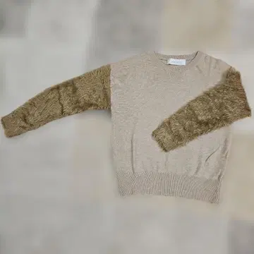 슈가 로즈 베이지 니트 스웨터 퍼 포함 긴팔