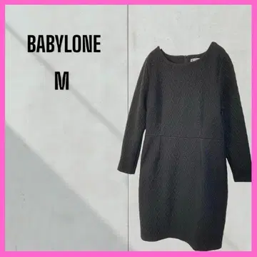 [BABYLONE] 부풀린 엠보싱 자카드 무릎 기장 원피스 보트넥 블랙