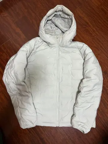유니클로 다운 자켓 XL