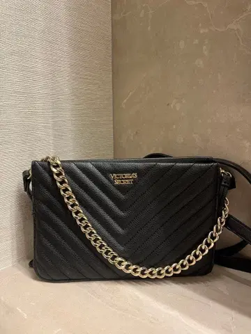 Victoria's Secret 블랙 숄더백