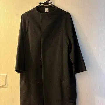 nitca 울 캐시미어 비버 코쿤 코트. 차콜 그레이 니트카.