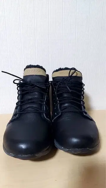 리복 이지톤 워킹화