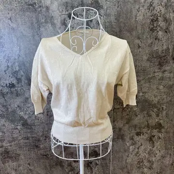 OFUON 오프온 썸머 니트 V넥 오부소매 라메입 크림(38)