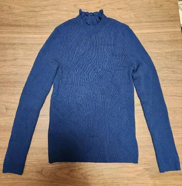 Ray BEAMS 네이비 리브 하이넥 니트