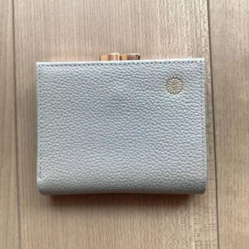 [ 황궁 한정판 ] 국화 문양 가마구치 지갑 실버 미사용 새상품