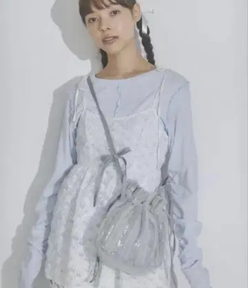 merry jenny 리본 스팽글 미니백 블루