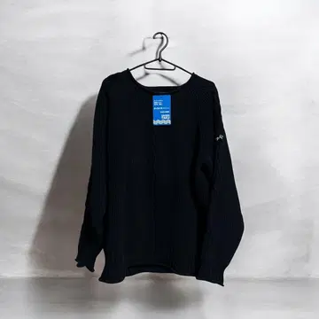 블랙 리브 니트 스웨터