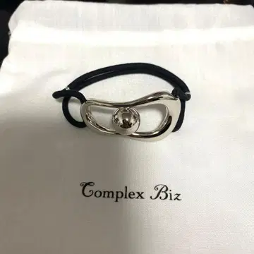 컴플렉스 비즈 엘라보레이트 포니