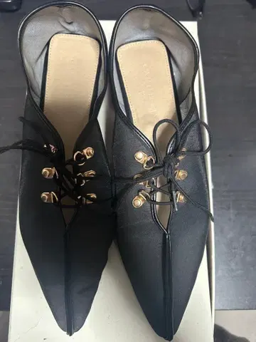 RANDA 블랙 레이스업 플랫슈즈 L