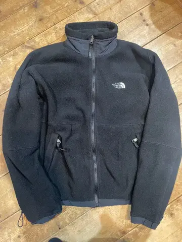 The North Face 블랙 플리스 자켓