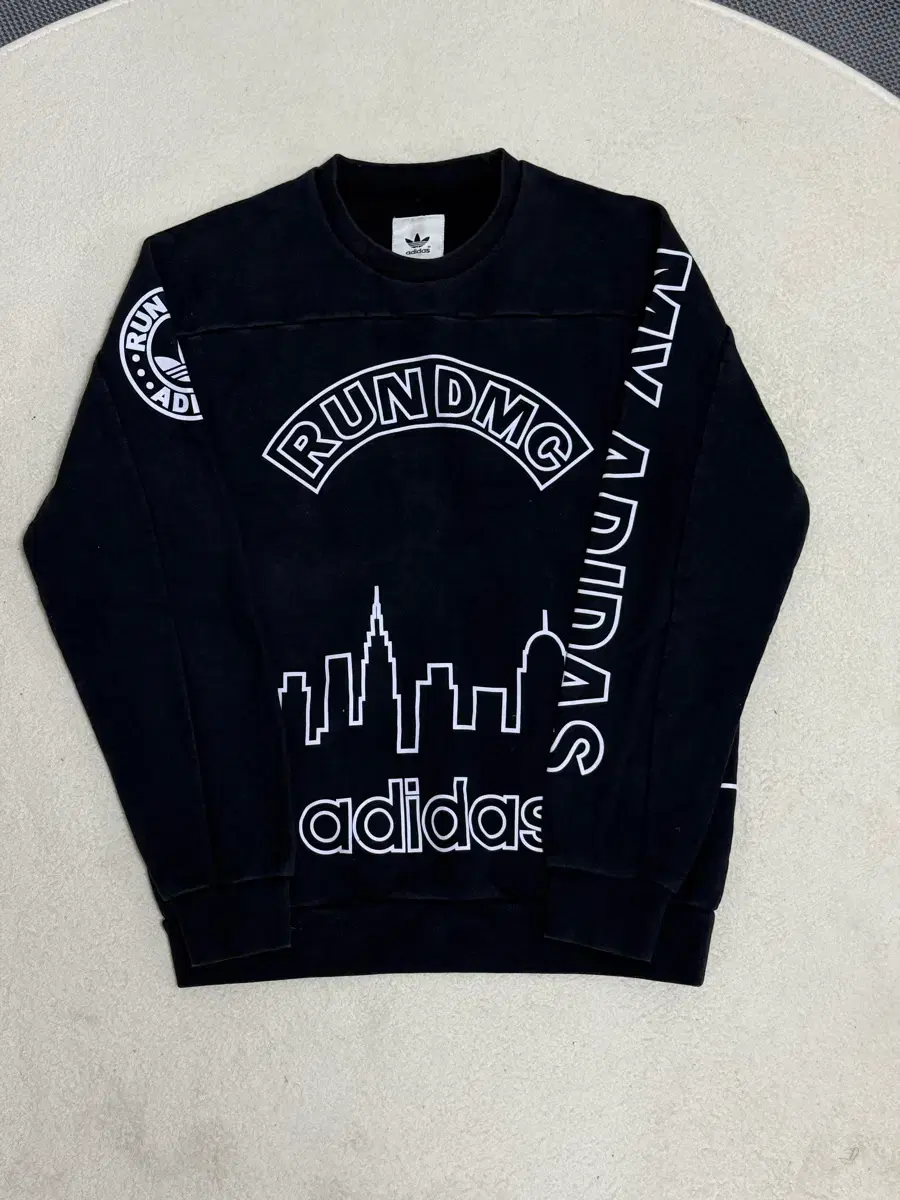 Adidas Rundmc Black Sweatshirt T-shirt 100