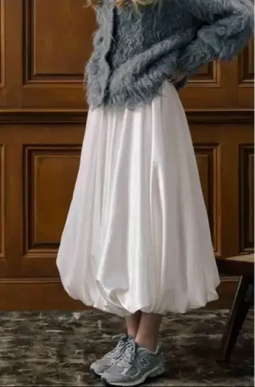 THETOE BERCY BALLON SKIRT white