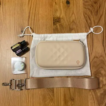 doTERRA 베이지 퀼팅 파우치 트래블 세트