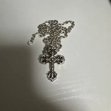 실버 크로스 목걸이