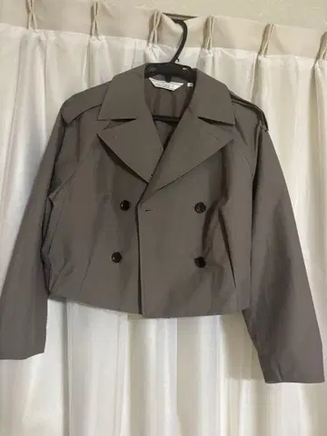 GU 더블 브레스트 크롭 자켓 M 올리브