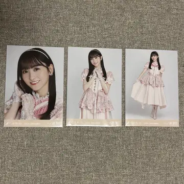 이치노세 미쿠 브로마이드 프린세스 의상 컴프 노기자카46