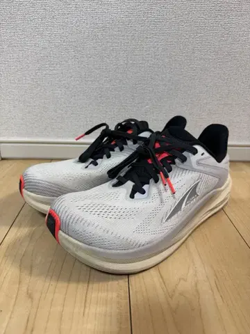 Altra torin 화이트/블랙/레드