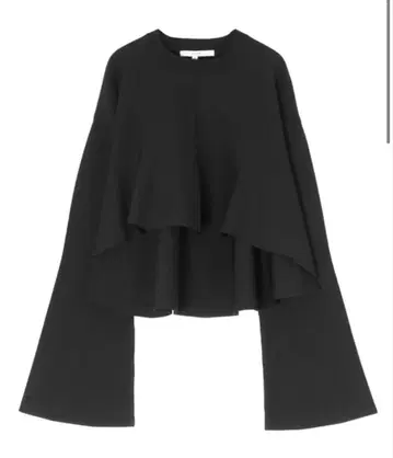 UN3D. 아쓰리드 플레어 숏 니트 탑