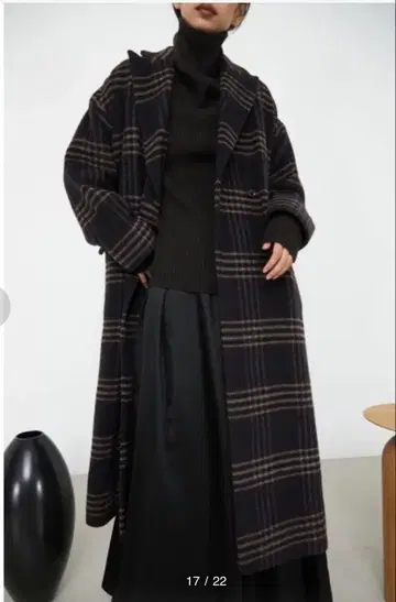 체크 무늬 롱 코트