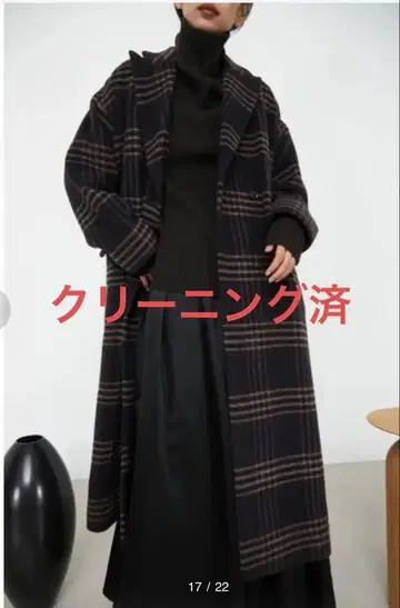 체크 무늬 롱 코트