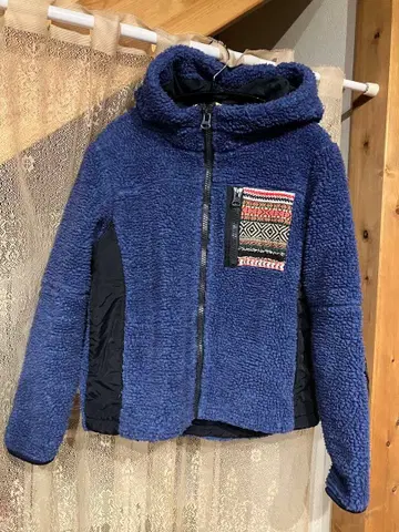 티티카카 모코모코 아우터