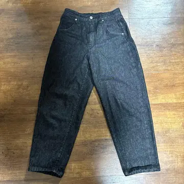 무인양품 나무 열매에서 만든 카폭 혼방 데님 배럴 팬츠 블랙 M 사이즈