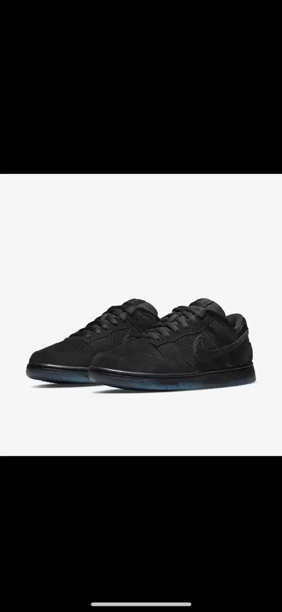 (270) Nike x Undefeated Dunk Low SP 5 On It Black